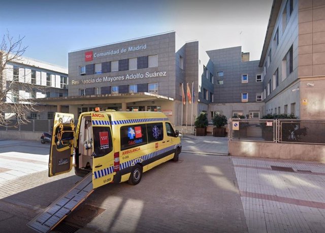 Fachada de la Residencia de Mayores Adolfo Suárez en la capital