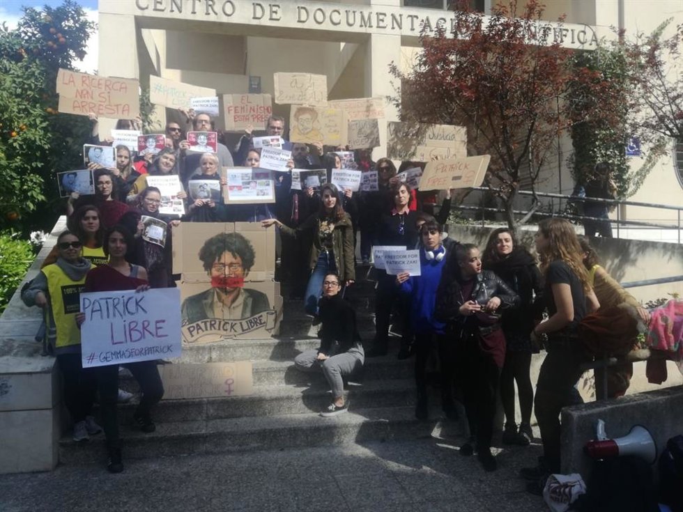 Archivo - Imagen de archivo del último acto celebrado en Granada pidiendo la liberación de Patrick Zaki