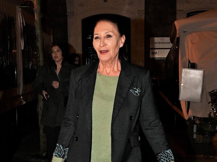 VICTORIA MARTÍN SERRANO CELEBRA SU 76 CUMPLEAÑOS EN MADRID