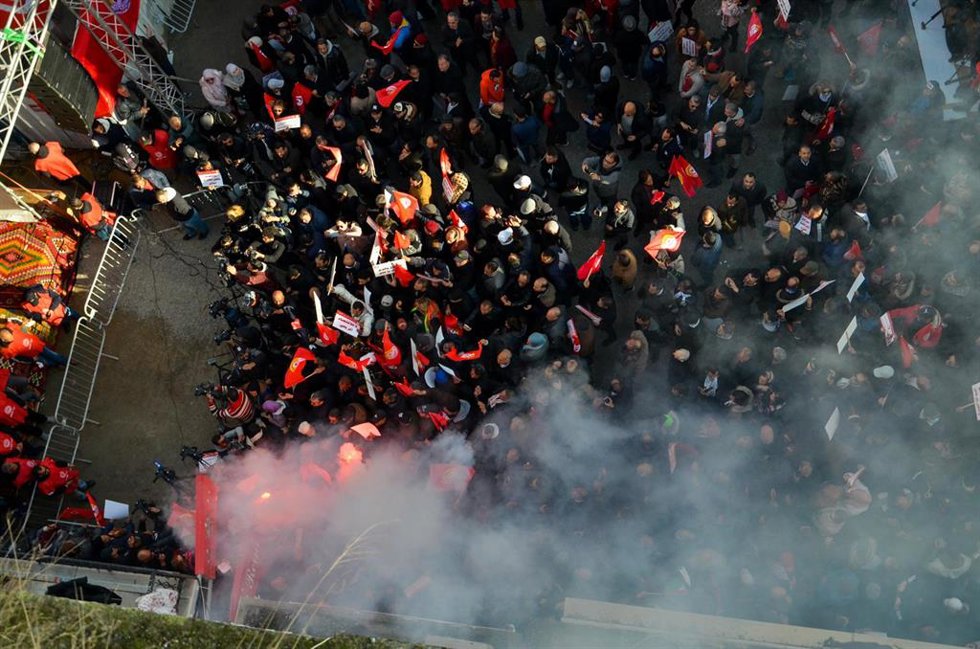 Manifestación de la oposición en Túnez