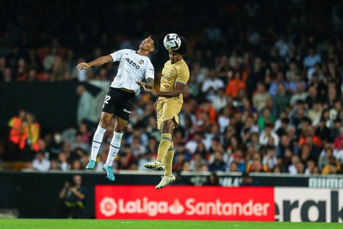 Archivo - Valencia CF - FC Barcelona