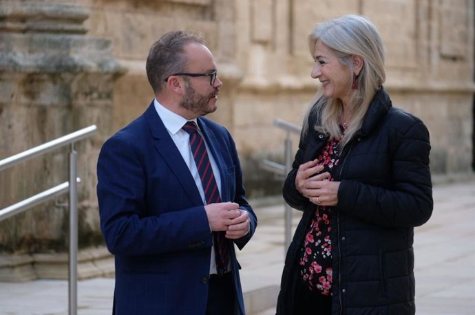 El PP destaca el "compromiso" del Gobierno andaluz por fortalecer las enseñanzas artísticas en Granada