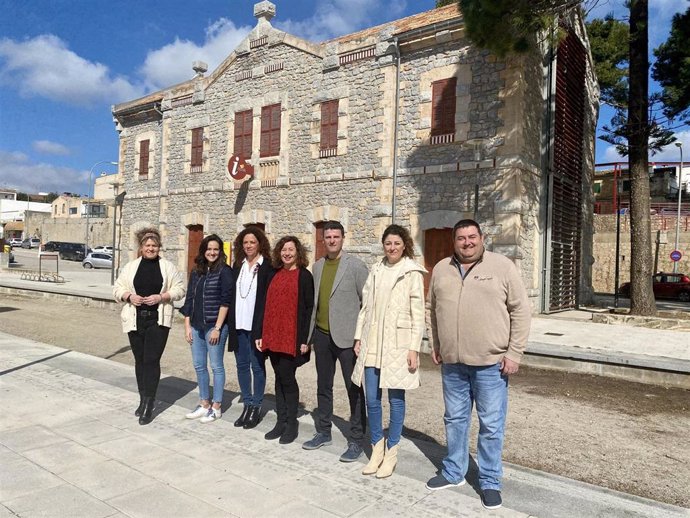 Los cabeza de lista del PSIB-PSOE a los municipios del Llevant de Mallorca, en la antigua estación de tren de Art