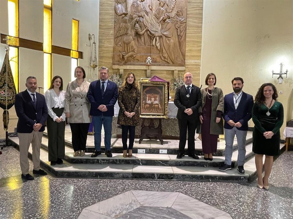 Una fotografía de María Bascuñana ilustra el cartel del Miércoles Santo Macareno