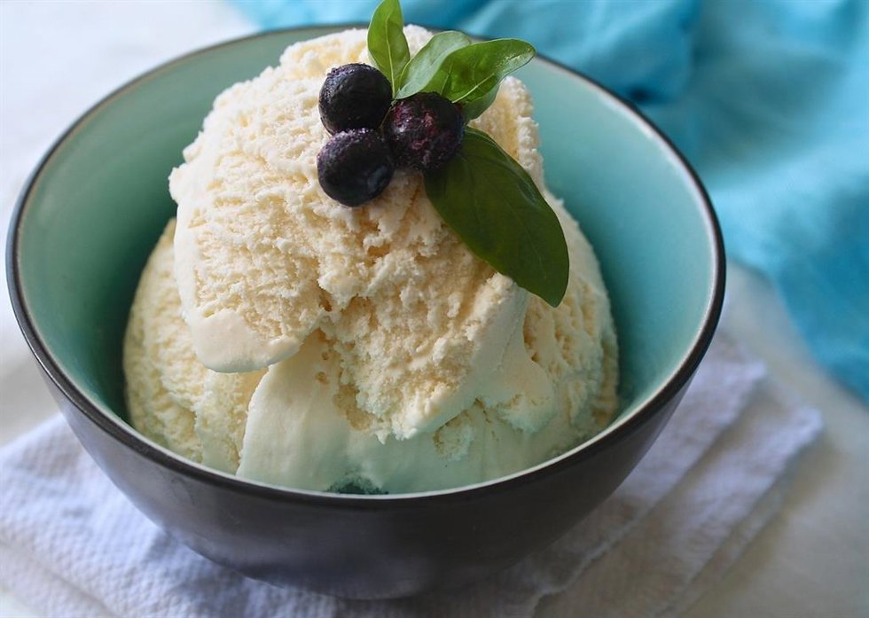 Helado de vainilla.