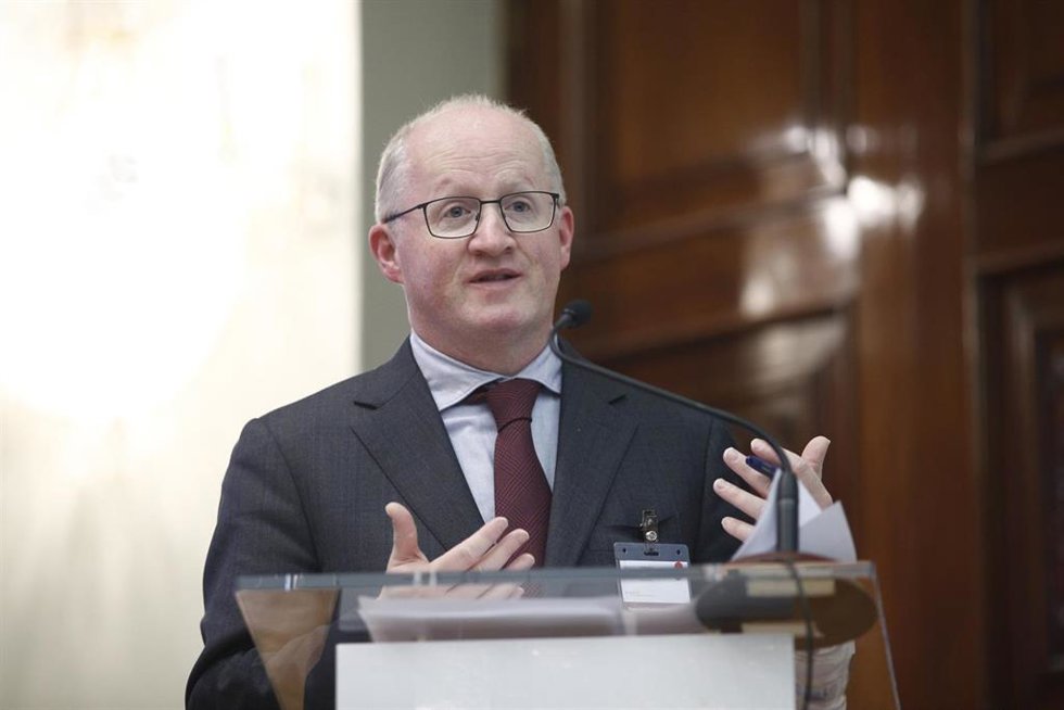 Archivo - El representante irlandés en el directorio del BCE, Philip Lane.  