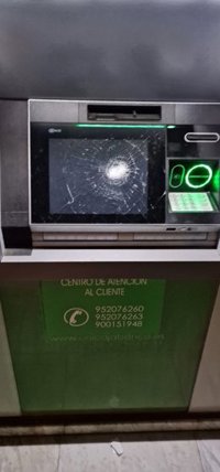 Detenido por causar daños con un martillo en varios cajeros de Torremolinos (Málaga)