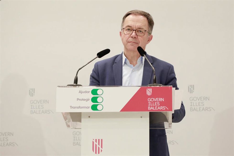 El conseller de Movilidad y Vivienda, Josep Marí.