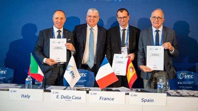 La RFEC firma un acuerdo con las federaciones italiana y francesa para el intercambio de comisarios