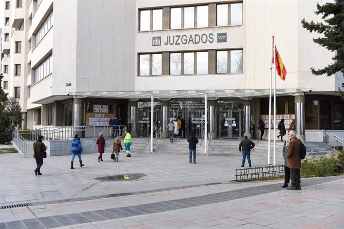 Fachada de los juzgados de Plaza de Castilla.