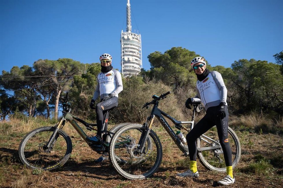 Los cocineros 'Hermanos Torres' participarán en la Titan Desert Marruecos 2023