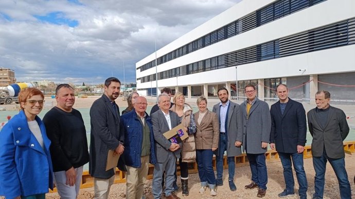 Tamarit en la visita al avance de las obras del nuevo IES Número 5 del Puerto de Sagunto