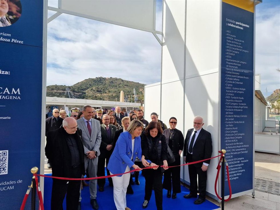 Imagen de la inauguración de la Feria de Voluntariado en Cartagena