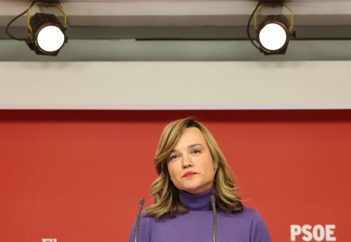 Archivo - La ministra de Educación y Formación Profesional, Pilar Alegría, ofrece una rueda de prensa tras la reunión del Comité Electoral del PSOE, a 16 de enero de 2023, en Madrid (España). El secretario de Organización del PSOE, Santos Cerdán, ha anu