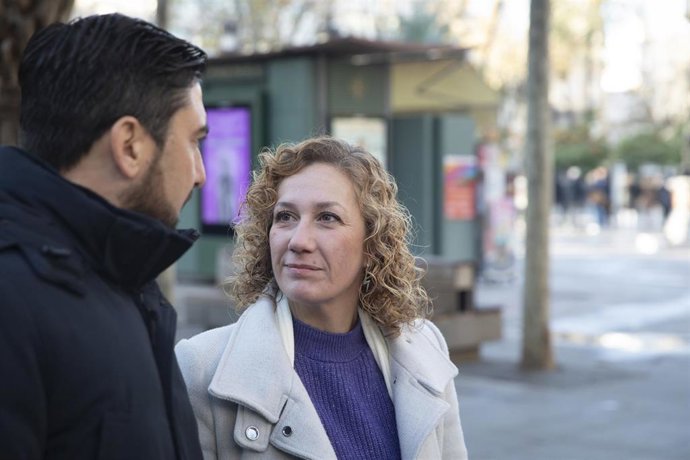 Archivo - Los candidatos de Podemos e Izquierda Unida, Susana Hornillo (d) e Ismael Sánchez (i) respectivamente.