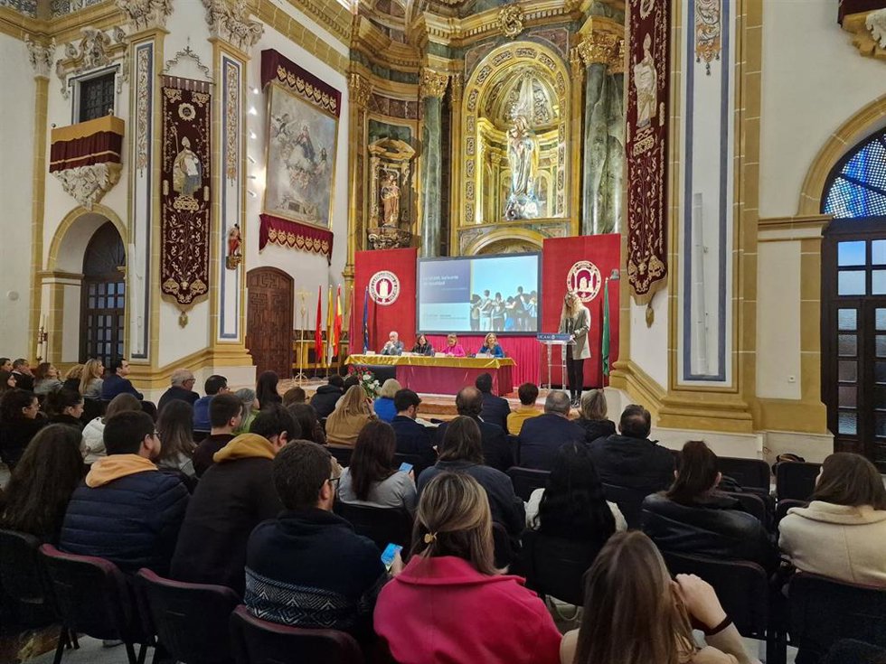 Imagen del acto 'UCAM, baluarte de igualdad' ,promovido por la Cátedra Internacional Mujer, Empresa y Deporte que se ha celebrado como homenaje al fundador de la Universidad, José Luis Mendoza