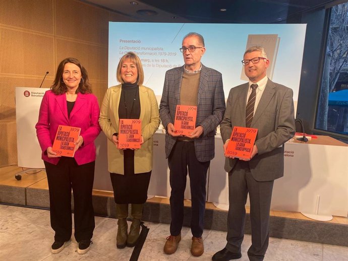 Merc Conesa, Núria Marín, Antoni Fogué y Joaquim Coll presentan el libro 'La Diputació municipalista. La gran transformació. 1979-2019'.