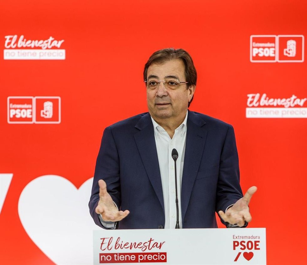 Archivo - Imagen de archivo del secretario general del PSOE de Extremadura, Guillermo Fernández Vara