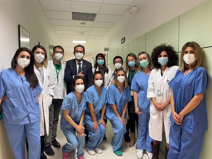 El Hospital Clínico de Málaga triplica su capacidad para la atención a pacientes con insuficiencia renal crónica