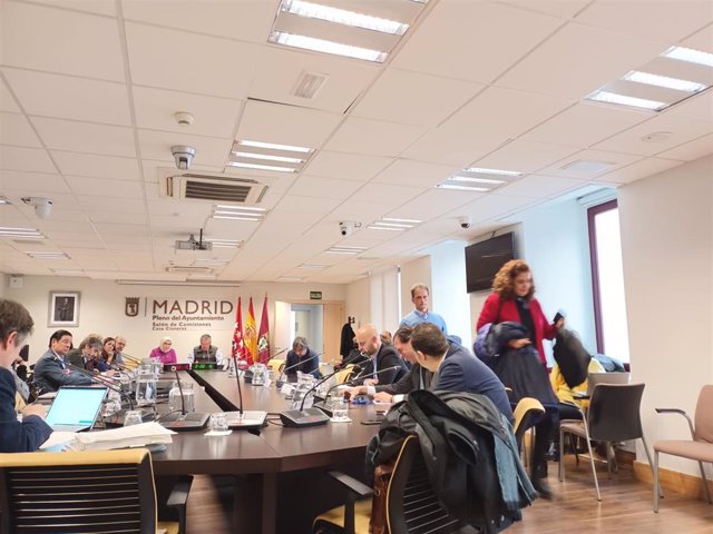Los concejales de Más Madrid abandonan la comisión de vigilancia de la contratación