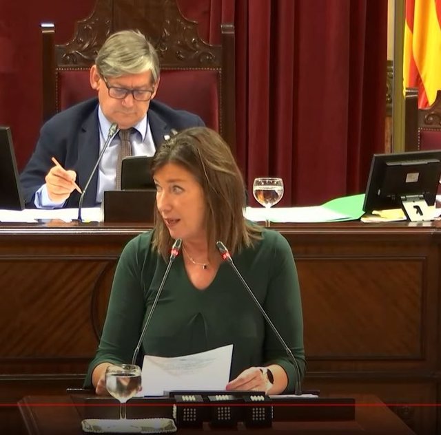 Archivo - La consellera de Salud y Consumo, Patricia Gómez, durante su intervención en el Parlament.