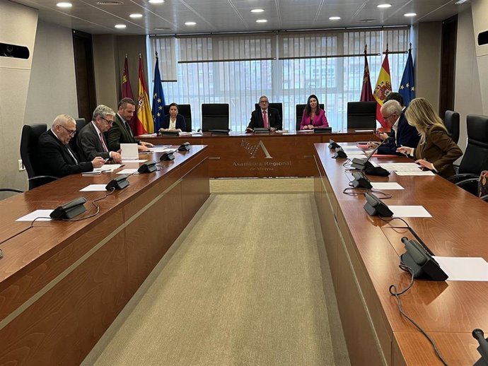 Imagen de la reunión de la Junta de Portavoces