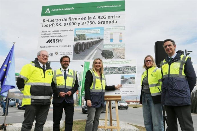 Visita de la Junta a trabajos de refuerzo del firme en la A-92