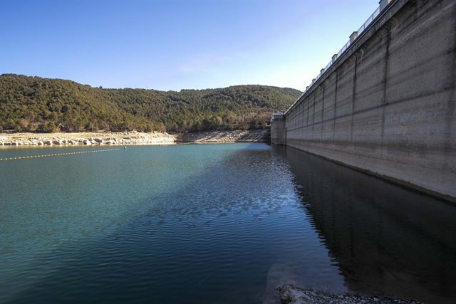 Vista del pantà de Sant Ponç a Lleida