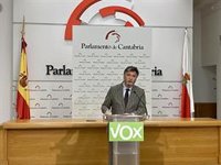 Vox pide el cese de la directora de Función Pública tras designarse a su marido para un puesto que ella convocó