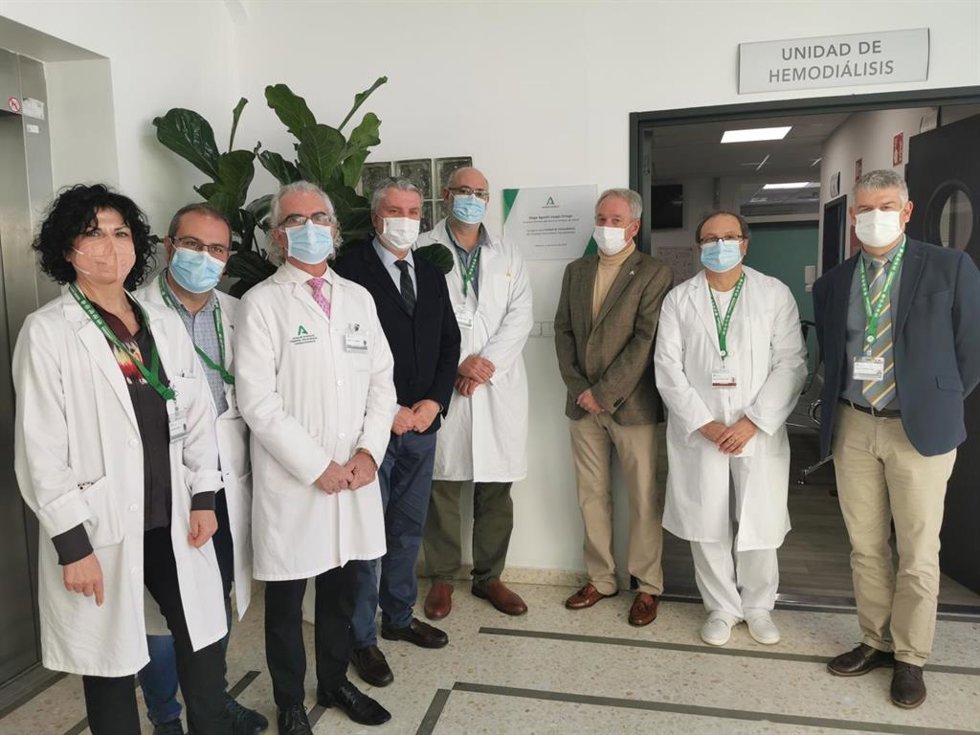 El gerente del SAS, Diego Vargas, inaugura la nueva unidad en el HUT