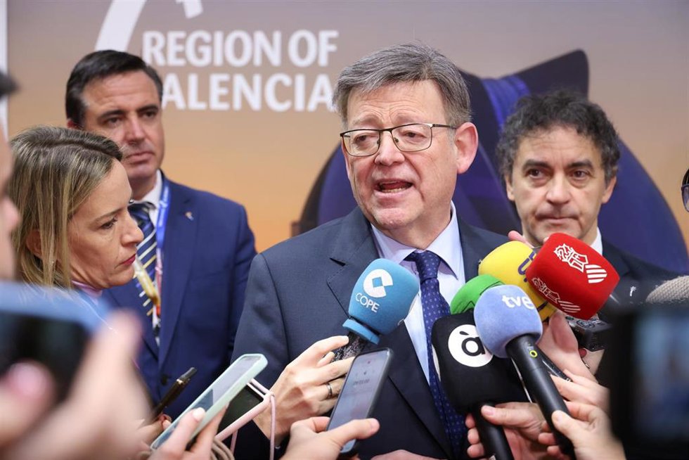 Ximo Puig atiende a los medios en Berlín