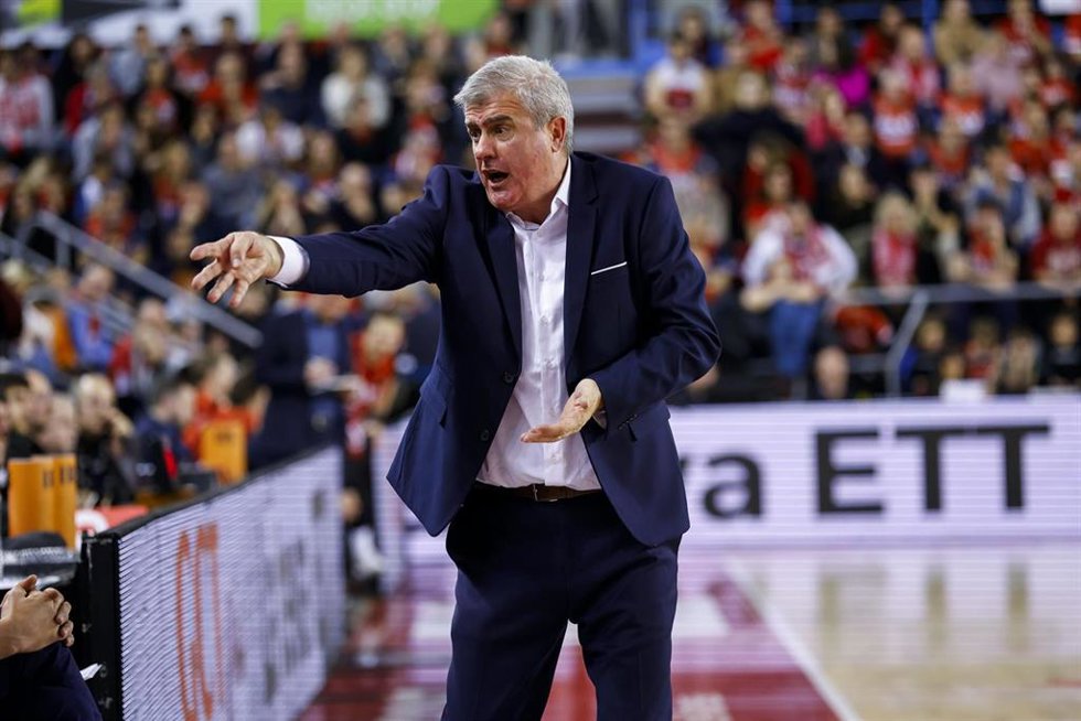 El entrenador del Carplus Fuenlabrada, Óscar Quintana
