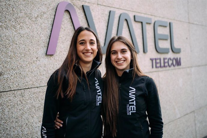 Las hermanas Mónica y Marta Plaza (Avatel Racing Team)