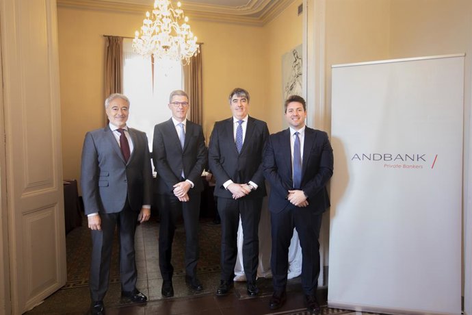 Inauguració de l'oficina