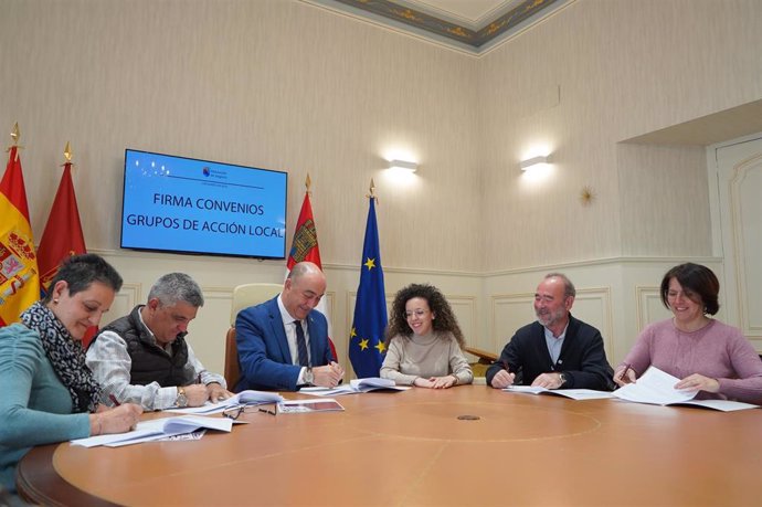 Los Grupos de Acción Local de Segovia reciben 90.000 euros de la Diputación para reforzar su labor