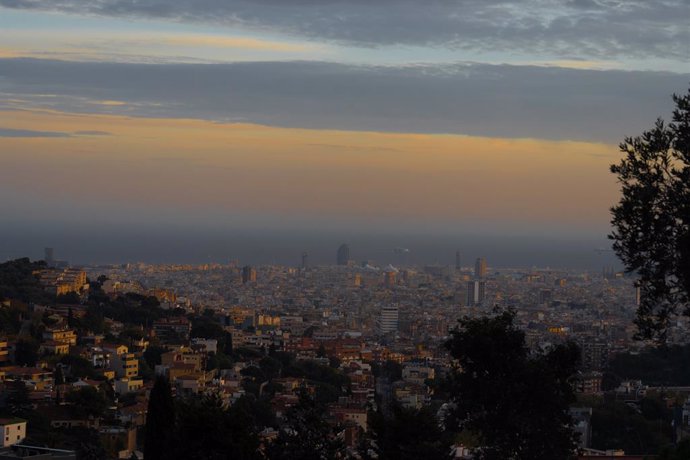 Archivo - Vista panormica de la ciutat de Barcelona