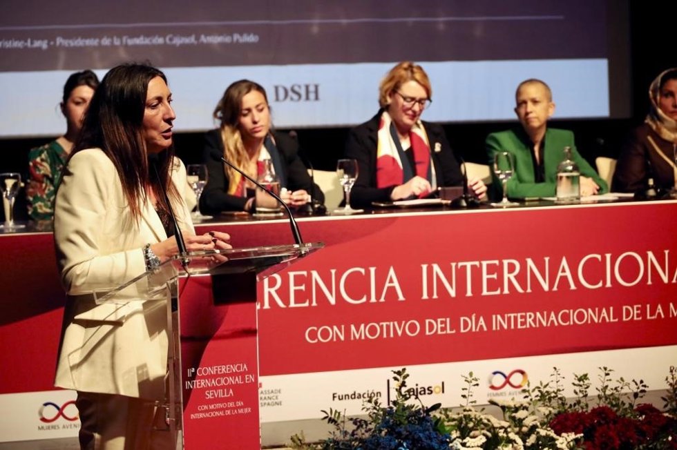 Loles López en la II Conferencia Internacional de Igualdad en Sevilla