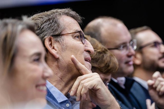 Archivo - El presidente del PP, Alberto Núñez Feijóo, en el acto 'En defensa de un gran país', en el Instituto Ramiro de Maeztu, a 26 de noviembre de 2022, en Madrid, (España).