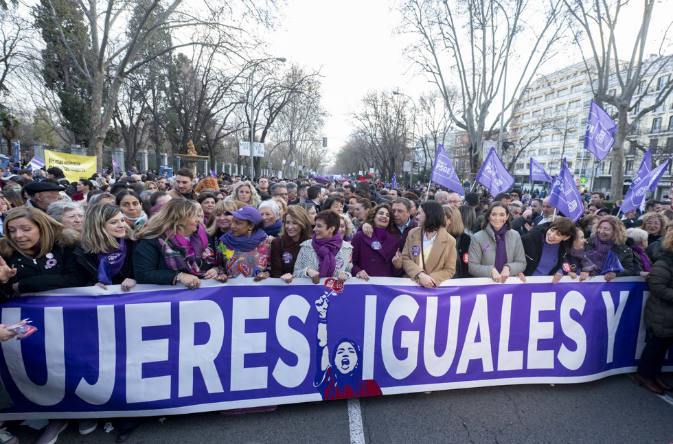 Cabecera del PSOE durante una manifestación convocada por la Comisión 8M, por el 8M, Día Internacional de la Mujer, a 8 de marzo de marzo de 2023, en Madrid 