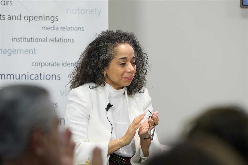 La embajadora de Estados Unidos en España, Julissa Reynoso, interviene durante un desayuno informativo de Europa Press Foro América, en el Auditorio  de Estudio de Comunicación, a 8 de marzo de 2023, en Madrid (España).