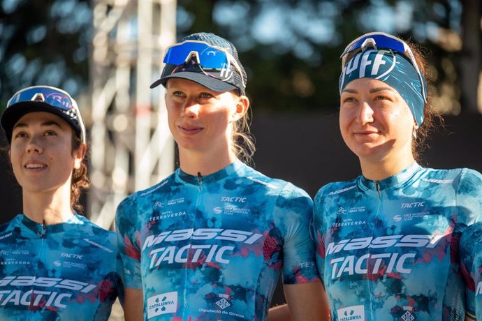 Archivo - NERLO Aurela from the Massi - Tactic Women Team during the Women's Mont Ventoux Challenge 2022, UCI Europe Tour event, Vaison-la-Romaine - Mont Ventoux (100 Km) on June 14, 2022 in Vaison-la-Romaine, France - Photo Florian Frison / DPPI