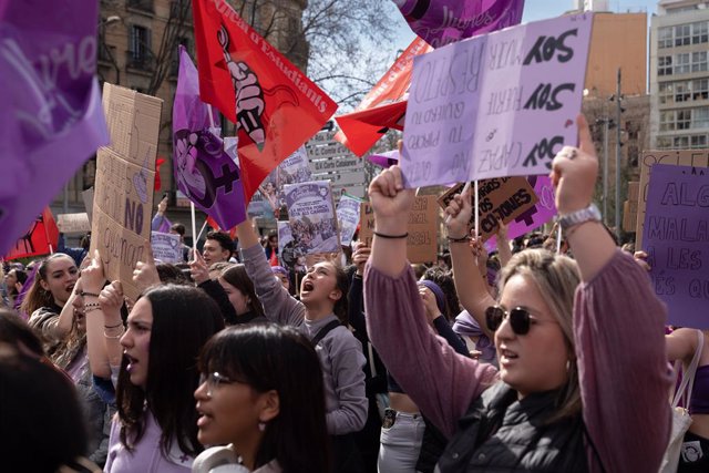 Manifestació pel Dia Internacional de la Dona a Barcelona 