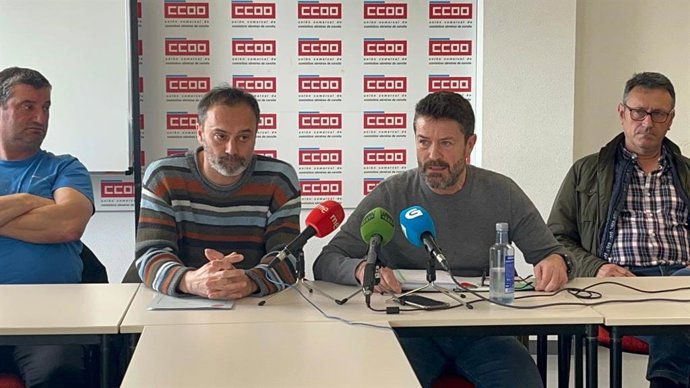 Rueda de prensa de extrabajadores de Alu Ibérica en A Coruña