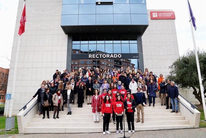 La UR se concentra por el 8M