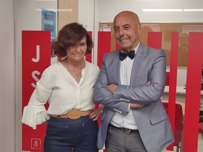 Carmen Calvo y Antonio Hurtado, en la sede del PSOE de Córdoba.