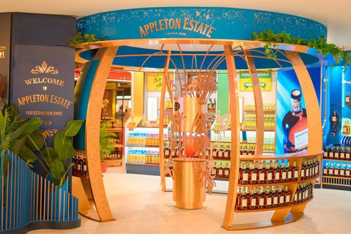 FROM CANE TO CUP - WORLD FIRST APPLETON ESTATE RUM BOUTIQUE OPENS AT JAMAICAS SANGSTER INTERNATIONAL AIRPORT
