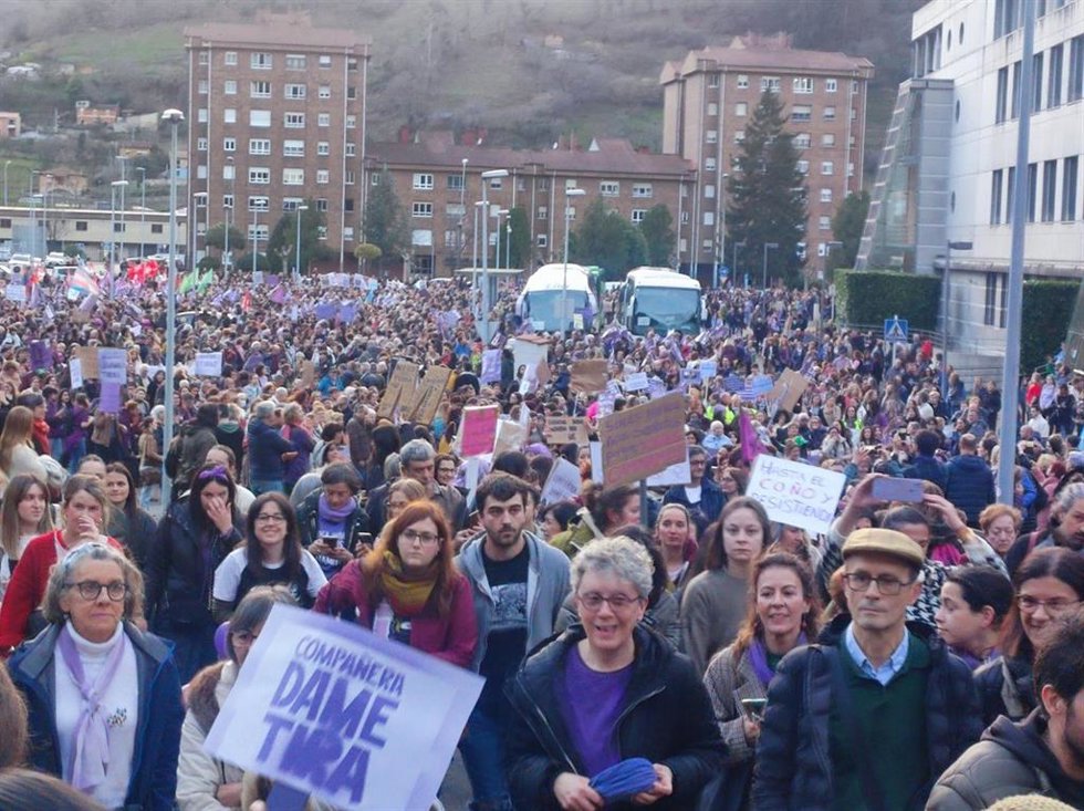 Manifestación del 8M en Mieres.