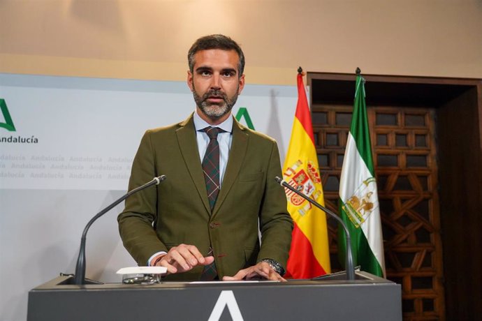 El consejero de Sostenibilidad, Medio Ambiente y Economía Azul y portavoz del Gobierno, Ramón Fernández-Pacheco, en una foto de archivo. 