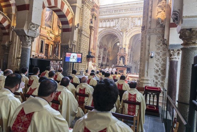 Archivo - Sacerdotes de la Diócesis de Córdoba en la Catedral.