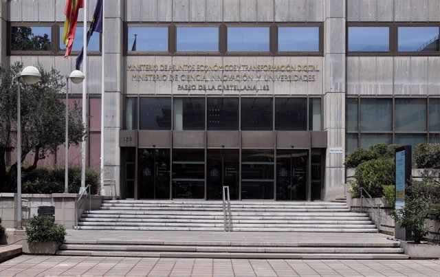 Archivo - Fachada de la sede del Ministerio de Asuntos Económicos y Transformación Digital situada en el Paseo de la Castellana, 162, a 22 de julio de 2022, en Madrid (España).